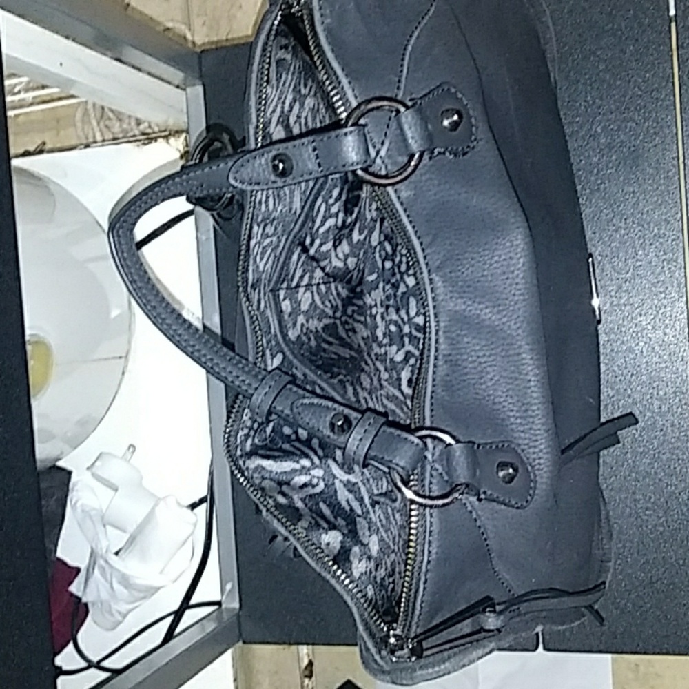 Purse - Picture 2 of 4
